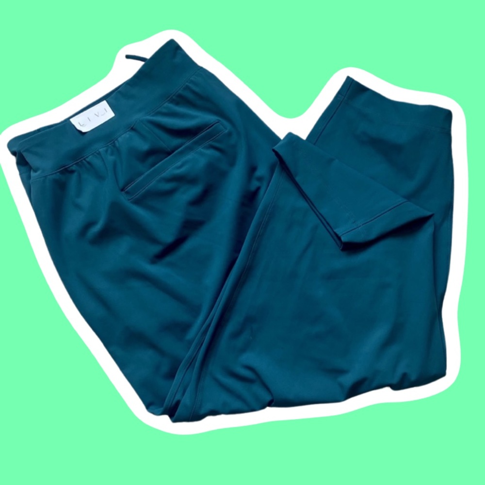 NWT Livi Active Wicking Jogger in Teal from Lane Bryant - Picture 1 of 3